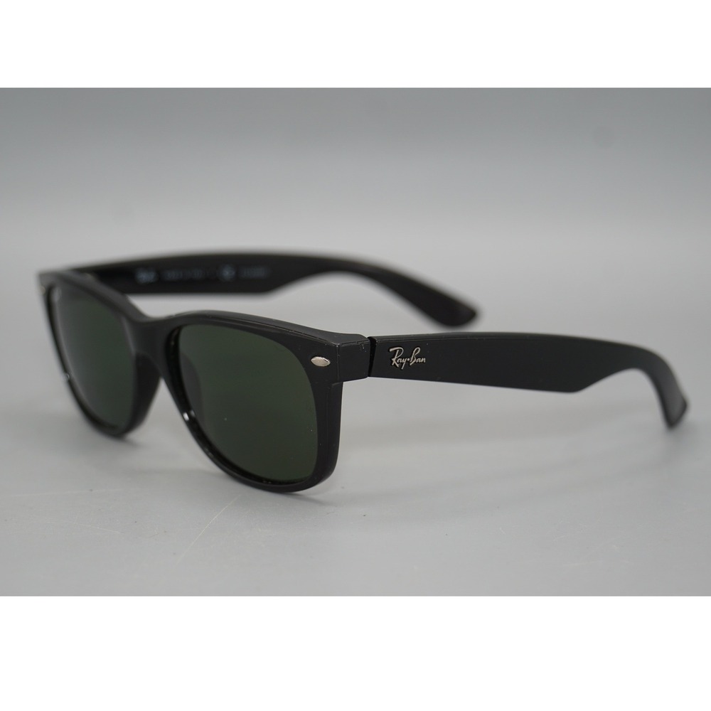 Ray-Ban RB2132 New Wayfarer Polarized Sunglasses Black 901/58 55mm
